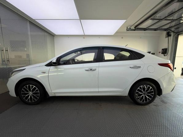 Hyundai Solaris II с пробегом 2018 года, цена 1 055 000 рублей, 104500 км, седан, Автокод Объявления