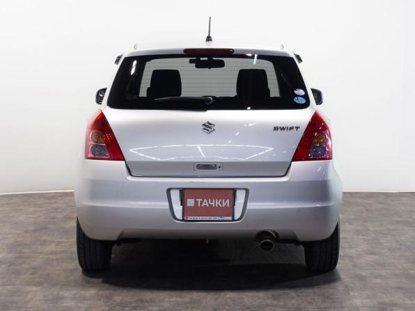 Suzuki Swift III с пробегом 2009 года, цена 545 000 рублей, 123271 км, хэтчбек, Автокод Объявления