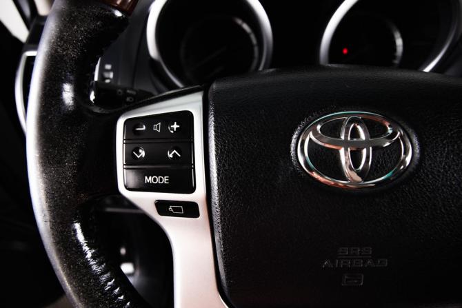 Toyota Land Cruiser Prado 150 Series с пробегом 2014 года, цена 3 319 000 рублей, 248500 км, внедорожник, Автокод Объявления