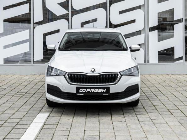 Skoda Rapid II с пробегом 2021 года, цена 1 687 000 рублей, 34552 км, лифтбек, Автокод Объявления