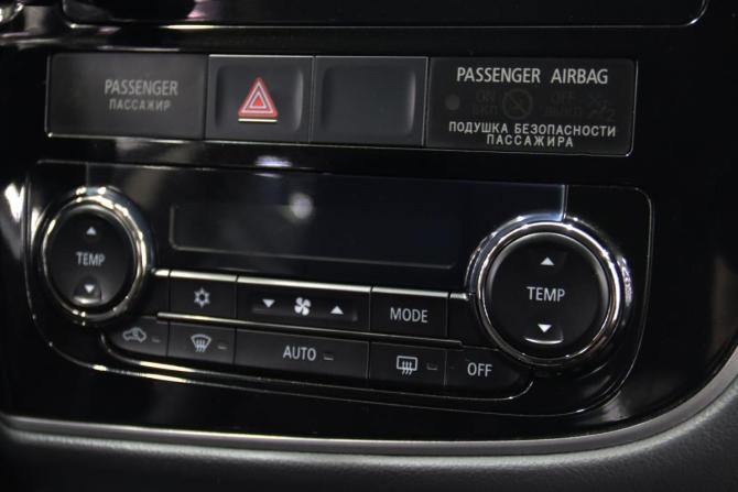 Mitsubishi Outlander III с пробегом 2012 года, цена 1 365 650 рублей, 205722 км, внедорожник, Автокод Объявления