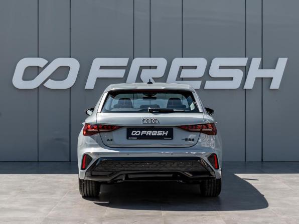 Audi A3 IV (8Y) Рестайлинг с пробегом 2025 года, цена 3 720 000 рублей, 75 км, хэтчбек, Автокод Объявления