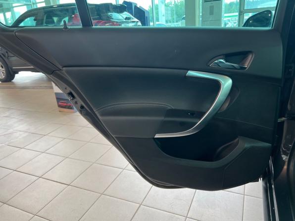 Opel Insignia I с пробегом 2013 года, цена 915 900 рублей, 199559 км, седан, Автокод Объявления
