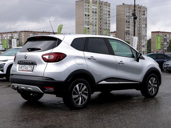 Renault Kaptur I с пробегом 2020 года, цена 1 759 000 рублей, 71700 км, внедорожник, Автокод Объявления