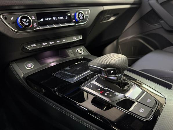 Audi Q5 II (FY) Рестайлинг с пробегом 2025 года, цена 5 898 000 рублей, 34 км, внедорожник, Автокод Объявления