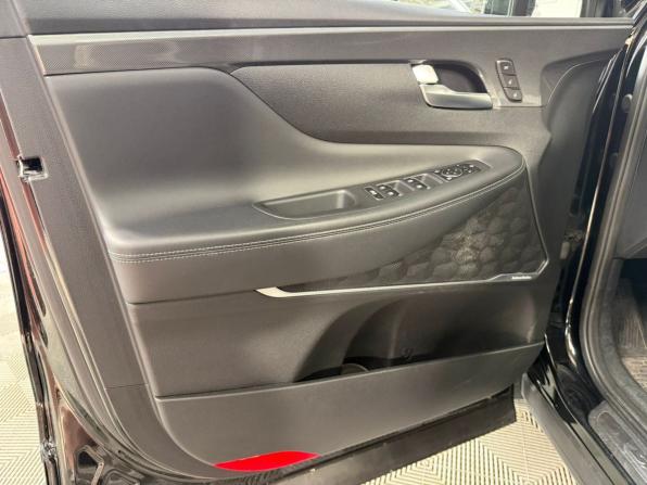 Hyundai Santa Fe IV Рестайлинг с пробегом 2021 года, цена 3 299 000 рублей, 85000 км, внедорожник, Автокод Объявления