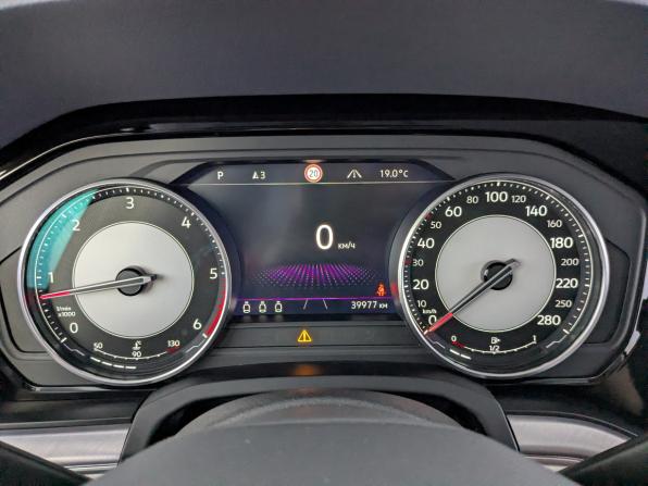 Volkswagen Touareg III с пробегом 2022 года, цена 7 600 000 рублей, 39500 км, внедорожник, Автокод Объявления