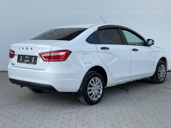 Lada (ВАЗ) Vesta I с пробегом 2021 года, цена 1 078 000 рублей, 29638 км, седан, Автокод Объявления