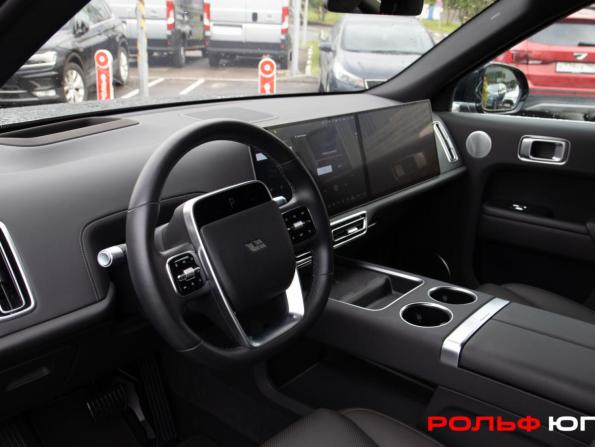Li Auto (Lixiang) L9 I с пробегом 2023 года, цена 5 883 000 рублей, 39515 км, внедорожник, Автокод Объявления