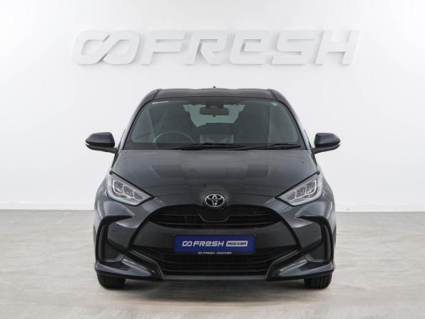 Toyota Yaris IV с пробегом 2021 года, цена 1 249 999 рублей, 74938 км, хэтчбек, Автокод Объявления