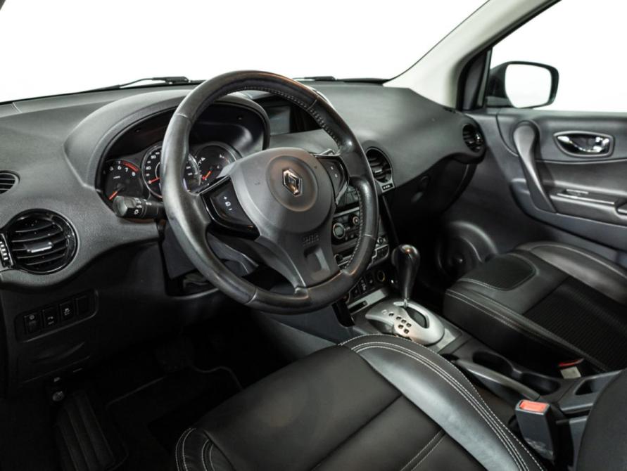 Volkswagen Polo V Рестайлинг Санкт-Петербург  - изображение 12