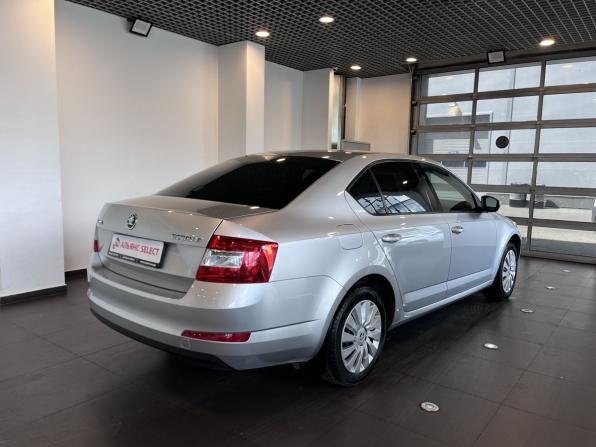 Skoda Octavia III (A7) с пробегом 2014 года, цена 945 000 рублей, 300255 км, лифтбек, Автокод Объявления