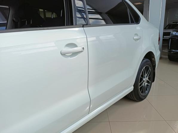 Volkswagen Polo V Рестайлинг с пробегом 2016 года, цена 899 000 рублей, 170000 км, седан, Автокод Объявления