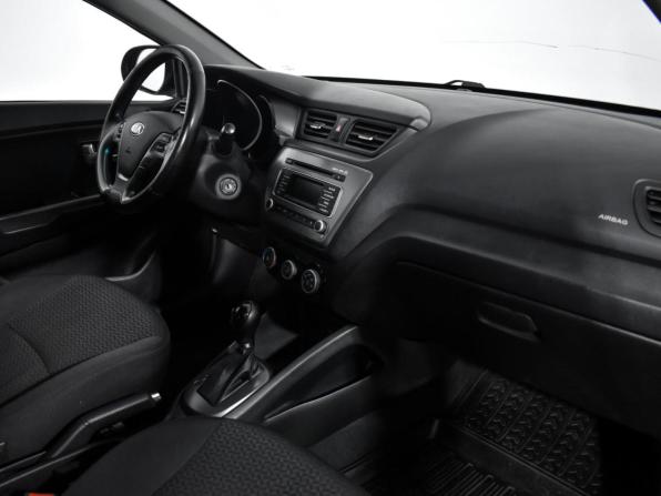 Kia Rio III Рестайлинг с пробегом 2016 года, цена 815 000 рублей, 201784 км, хэтчбек, Автокод Объявления