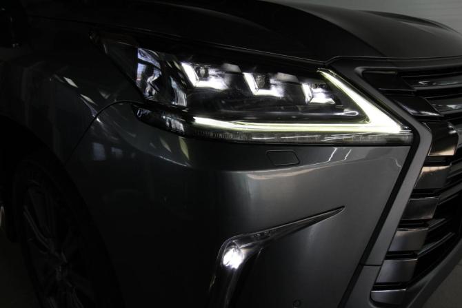 Lexus LX III Рестайлинг 2 с пробегом 2018 года, цена 8 700 000 рублей, 161000 км, внедорожник, Автокод Объявления
