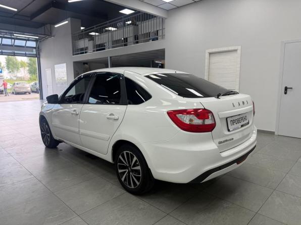 Lada (ВАЗ) Granta I Рестайлинг с пробегом 2019 года, цена 590 000 рублей, 81000 км, хэтчбек, Автокод Объявления