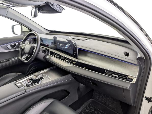 Chery Tiggo 8 Pro Max I Рестайлинг с пробегом 2024 года, цена 2 635 000 рублей, 42514 км, внедорожник, Автокод Объявления