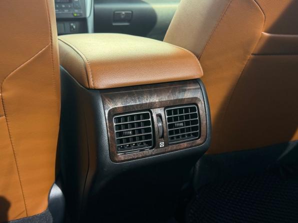 Toyota Camry VII (XV50) Рестайлинг 2 с пробегом 2017 года, цена 1 999 000 рублей, 137725 км, седан, Автокод Объявления