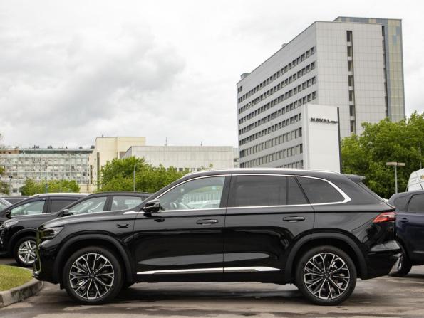Geely Monjaro I Рестайлинг 2 с пробегом 2025 года, цена 3 828 000 рублей, 2013 км, внедорожник, Автокод Объявления