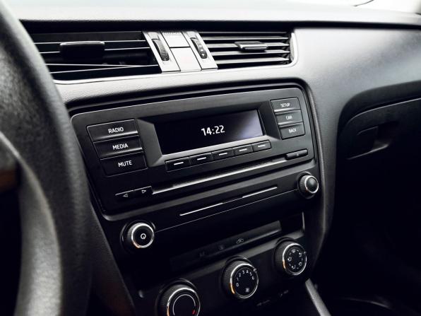 Skoda Octavia III (A7) с пробегом 2014 года, цена 899 000 рублей, 172405 км, лифтбек, Автокод Объявления
