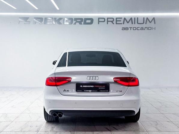 Audi A4 IV (B8) Рестайлинг с пробегом 2014 года, цена 1 500 000 рублей, 187383 км, седан, Автокод Объявления