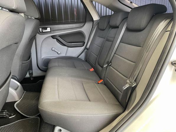 Ford Focus II Рестайлинг с пробегом 2011 года, цена 577 000 рублей, 168428 км, седан, Автокод Объявления