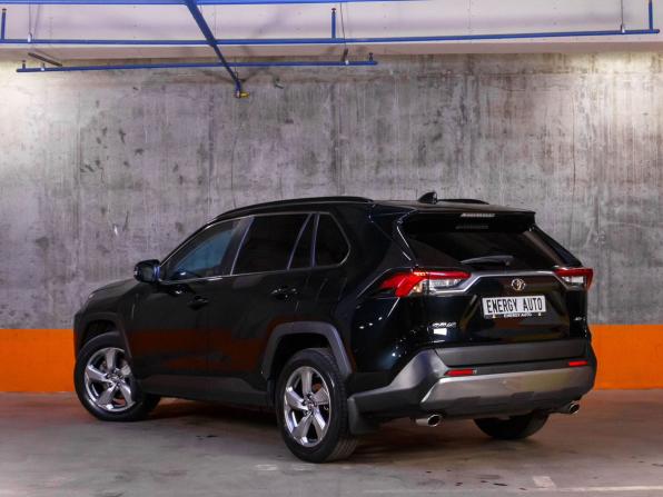 Toyota RAV4 V (XA50) с пробегом 2021 года, цена 3 799 000 рублей, 97159 км, внедорожник, Автокод Объявления