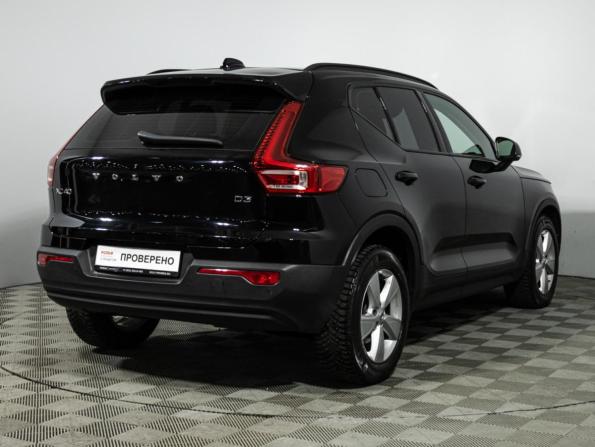 Volvo XC40 I с пробегом 2020 года, цена 2 899 700 рублей, 100246 км, внедорожник, Автокод Объявления