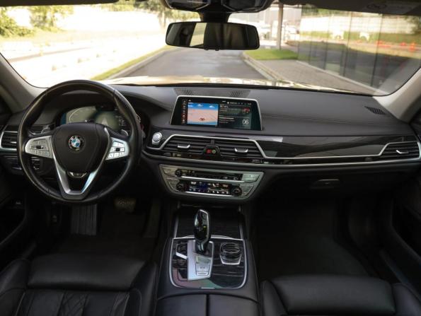 BMW 7 серии VI (G11/G12) Рестайлинг с пробегом 2020 года, цена 4 999 000 рублей, 134314 км, седан, Автокод Объявления