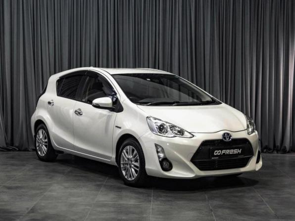 Toyota Aqua I Рестайлинг с пробегом 2016 года, цена 1 229 000 рублей, 94512 км, хэтчбек, Автокод Объявления