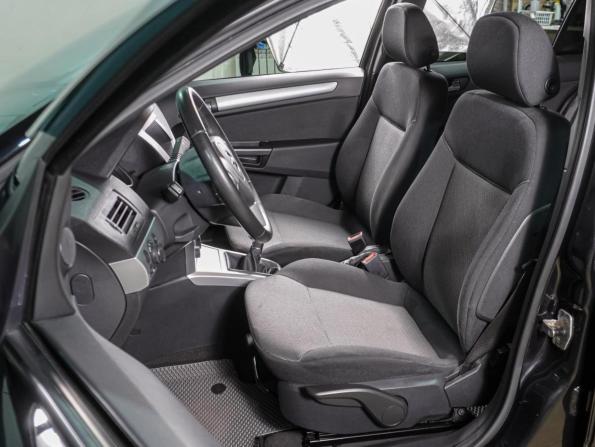 Opel Astra H Рестайлинг с пробегом 2012 года, цена 899 000 рублей, 119573 км, седан, Автокод Объявления