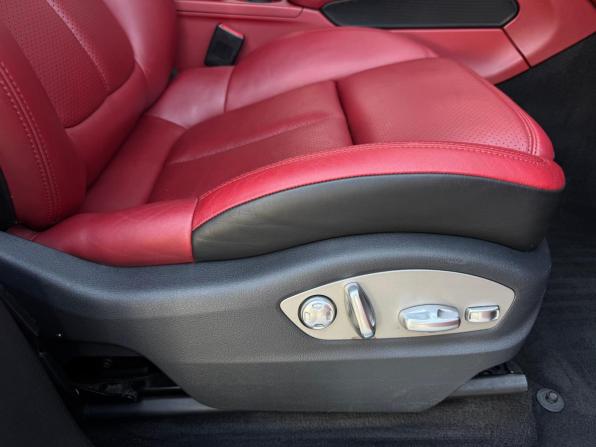 Porsche Macan I с пробегом 2015 года, цена 2 490 000 рублей, 198700 км, внедорожник, Автокод Объявления