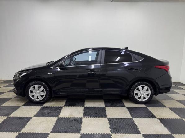 Hyundai Solaris II с пробегом 2018 года, цена 1 062 700 рублей, 179160 км, седан, Автокод Объявления