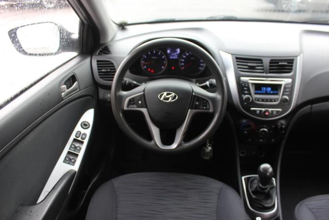 Hyundai Solaris I Рестайлинг с пробегом 2015 года, цена 667 000 рублей, 287063 км, седан, Автокод Объявления
