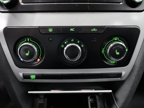Skoda Octavia II (A5) Рестайлинг с пробегом 2012 года, цена 780 000 рублей, 161300 км, лифтбек, Автокод Объявления