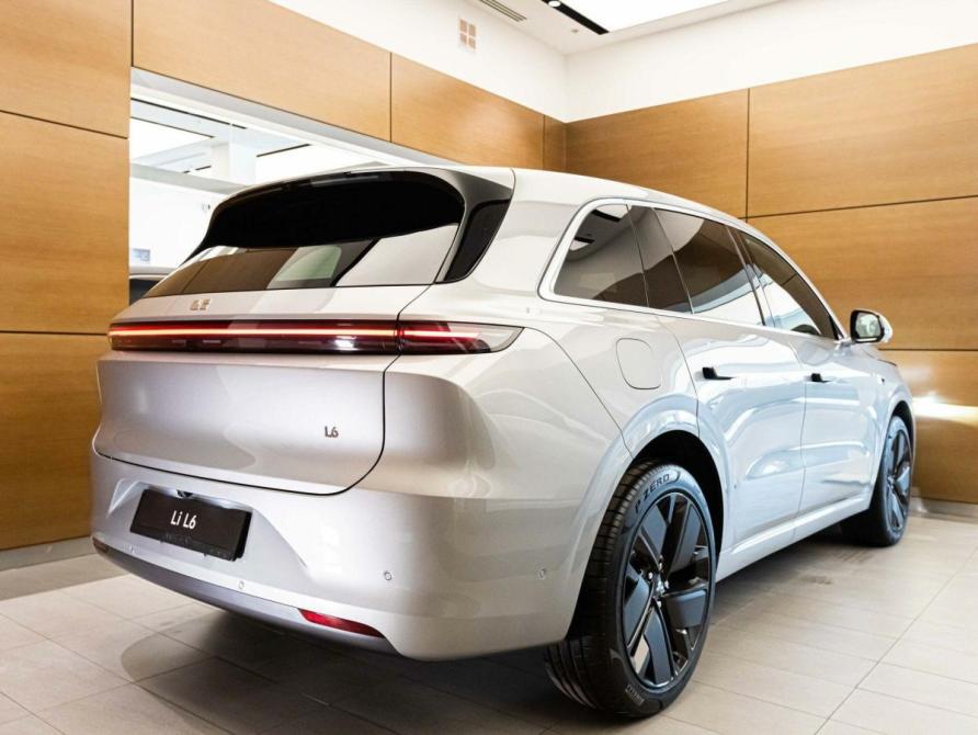 Li Auto (Lixiang) L6 Москва  - изображение 6