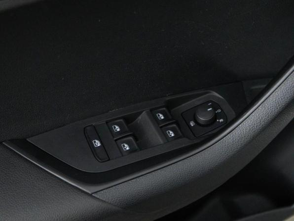 Skoda Karoq I с пробегом 2020 года, цена 2 349 046 рублей, 116863 км, внедорожник, Автокод Объявления