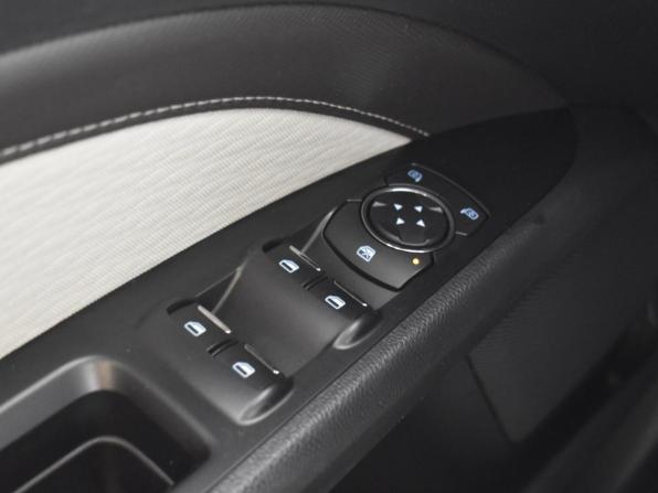 Ford Fusion (North America) II Рестайлинг с пробегом 2019 года, цена 963 100 рублей, 175326 км, седан, Автокод Объявления