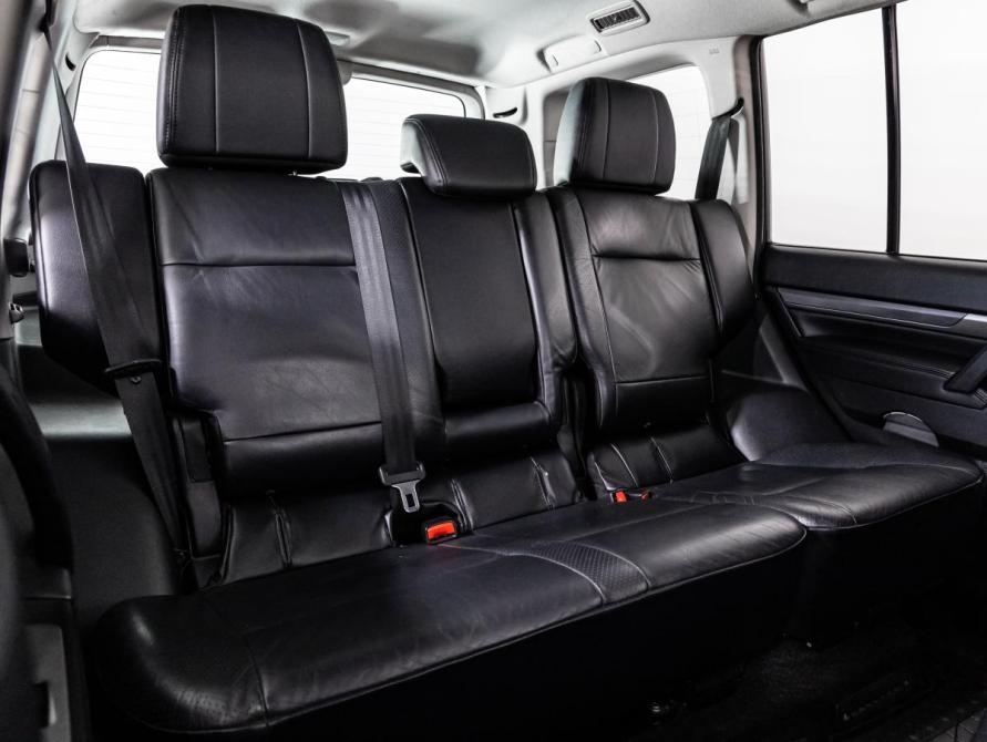 Mitsubishi Pajero IV Рестайлинг 1 Санкт-Петербург  - изображение 18