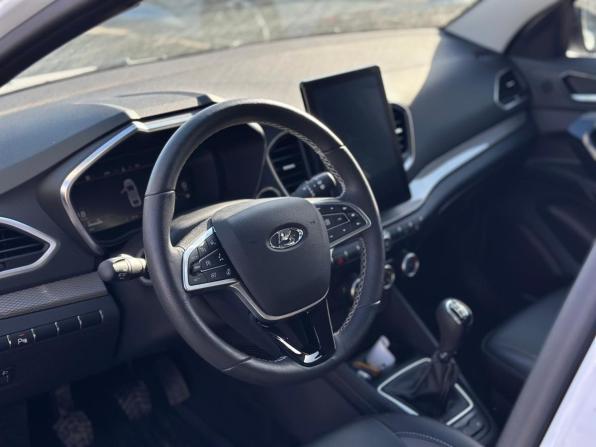 Lada (ВАЗ) Vesta I Рестайлинг (NG) с пробегом 2023 года, цена 1 495 000 рублей, 3811 км, седан, Автокод Объявления