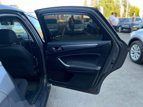 Ford Mondeo IV Рестайлинг с пробегом 2012 года, цена 900 000 рублей, 232233 км, седан, Автокод Объявления