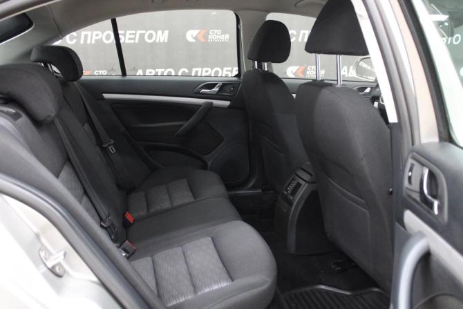 Skoda Octavia II (A5) Рестайлинг с пробегом 2012 года, цена 698 000 рублей, 189331 км, лифтбек, Автокод Объявления