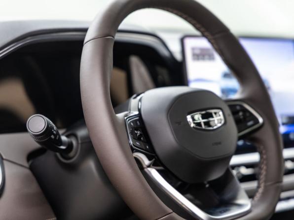 Geely Monjaro I Рестайлинг 2 (China Market) с пробегом 2026 года, цена 4 198 000 рублей, 22 км, внедорожник, Автокод Объявления