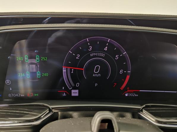 Cadillac Escalade-V I с пробегом 2023 года, цена 15 999 000 рублей, 87037 км, внедорожник, Автокод Объявления