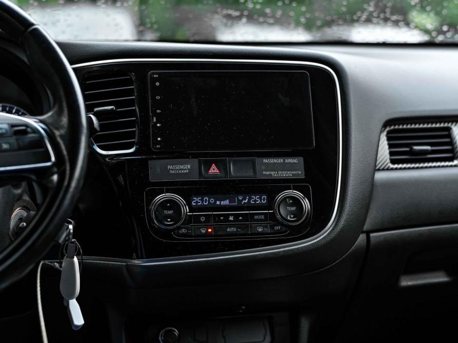 Mitsubishi Outlander III Рестайлинг 3 Санкт-Петербург  - изображение 9