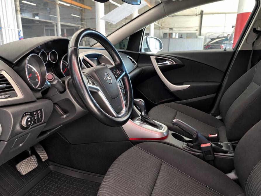 Opel Astra J Альметьевск  - изображение 8