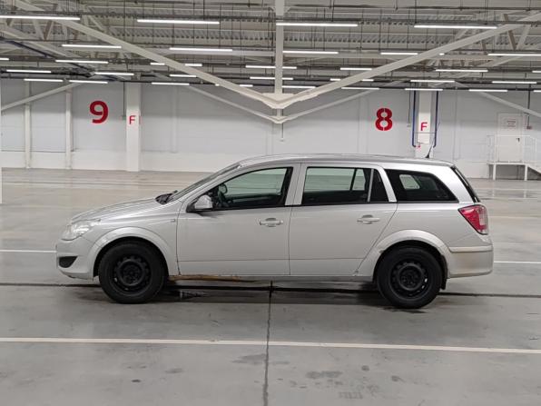 Opel Astra H Рестайлинг с пробегом 2013 года, цена 460 000 рублей, 229448 км, универсал, Автокод Объявления