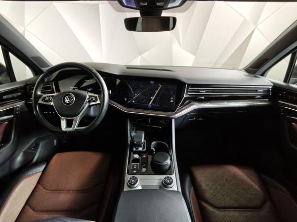 Volkswagen Touareg III с пробегом 2020 года, цена 5 593 000 рублей, 59000 км, внедорожник, Автокод Объявления