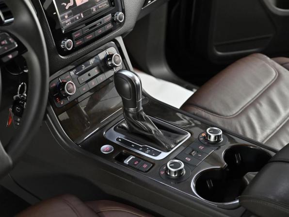 Volkswagen Touareg II с пробегом 2014 года, цена 1 999 000 рублей, 108000 км, внедорожник, Автокод Объявления