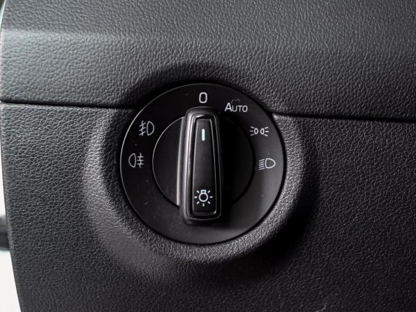 Skoda Octavia III (A7) Рестайлинг с пробегом 2018 года, цена 1 900 000 рублей, 143215 км, лифтбек, Автокод Объявления